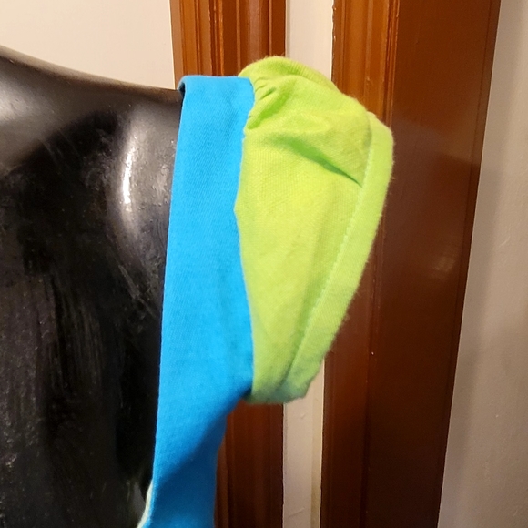 Beautiful 2-toned dress by Simply Chic - Picture 4 of 6